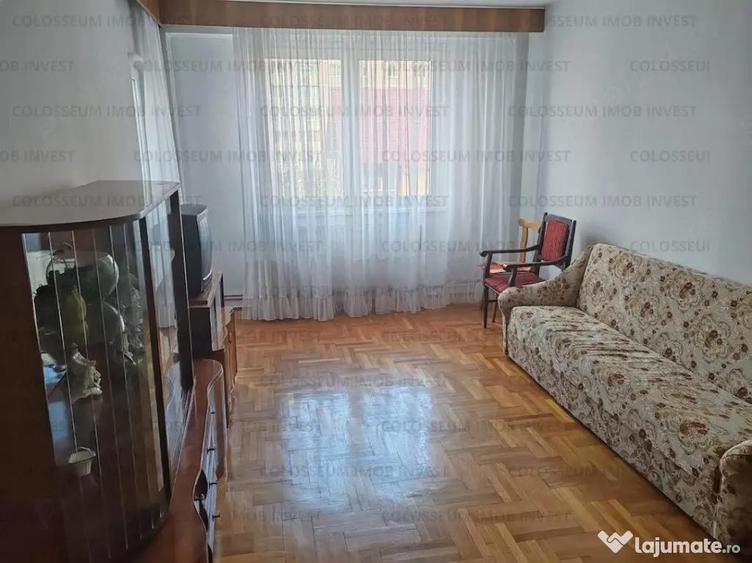 Apartament cu 3 camere decomandat în Astra