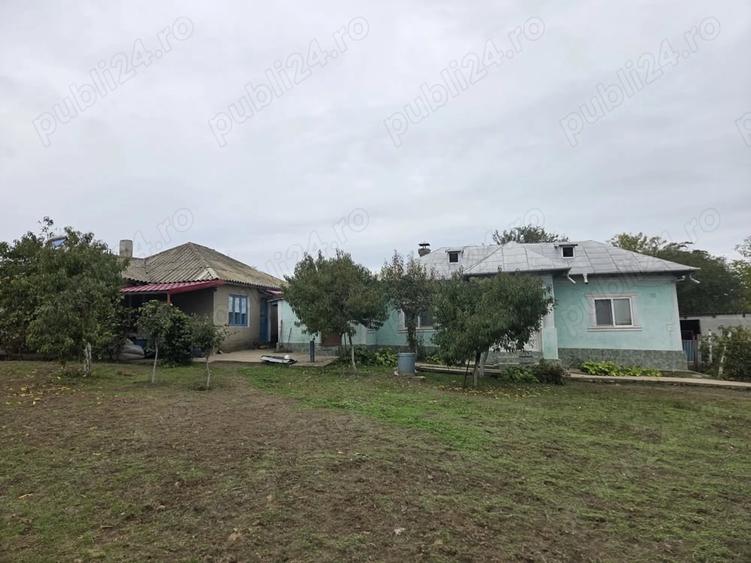 Casă cu 5 camere în Mahmudia