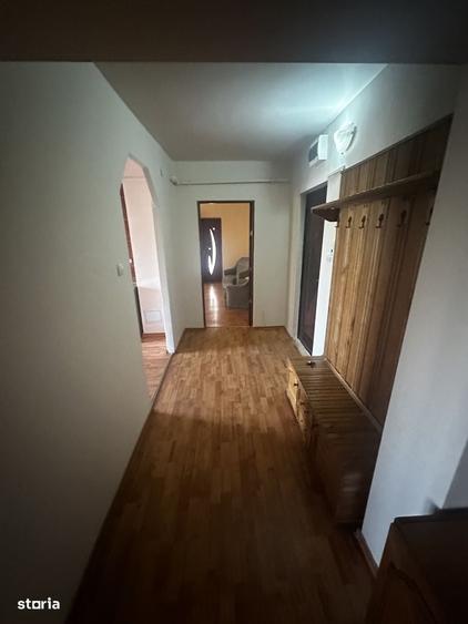 DE VANZARE: Apartament + Spatiu Comercial cart 1 Mai - 4