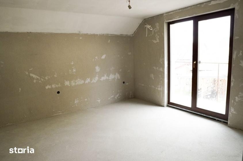 Casă cu 4 camere cu Teren 300 Mp în Central