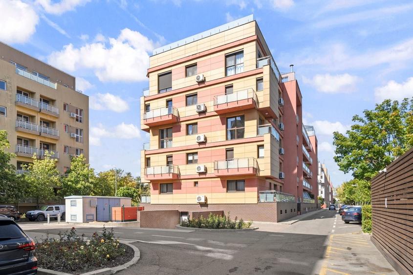 Apartament cu 3 camere decomandat, mobilat în Central
