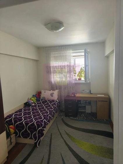 Apartament cu 3 camere decomandat în Pantelimon