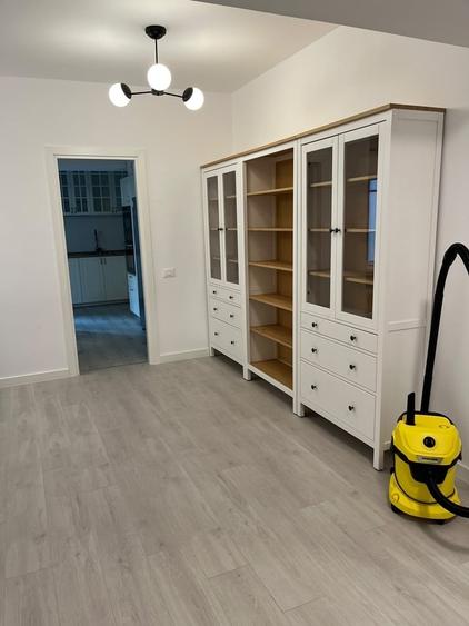 Apartament cu 3 camere decomandat în Lujerului