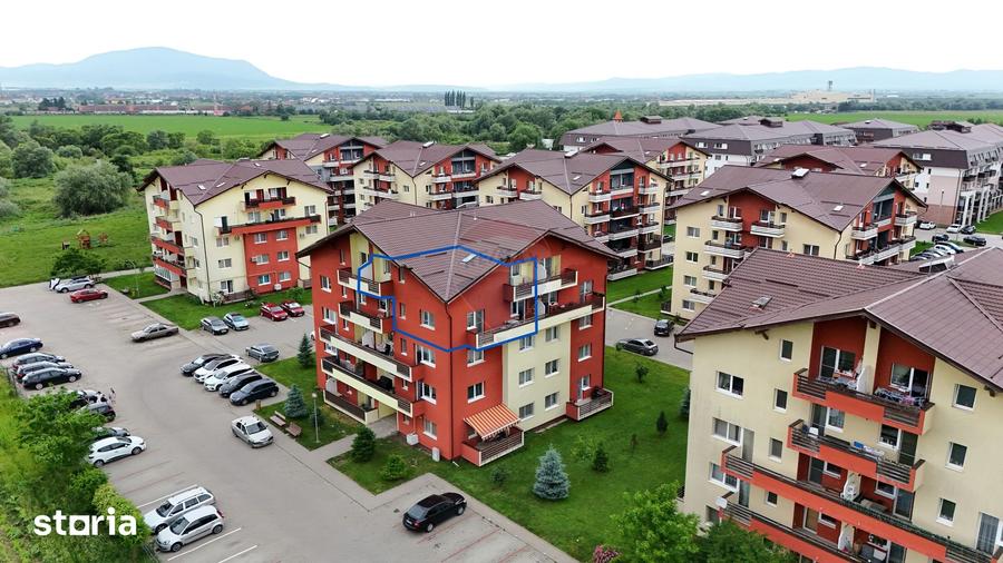 Apartament cu 4 camere, mobilat în Sânpetru