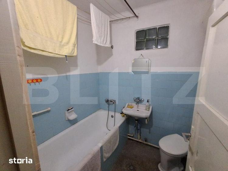 Casă cu 5 camere cu Teren 252 Mp în Solidarității