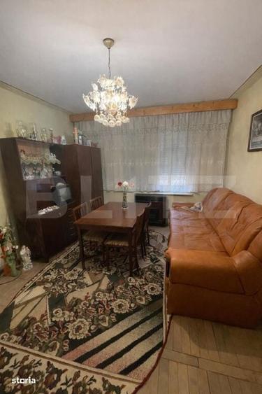 Apartament cu 3 camere semidecomandat în Central