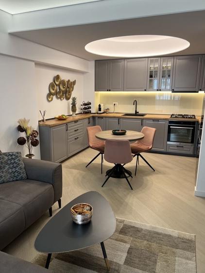 Apartament cu 3 camere decomandat în Nord