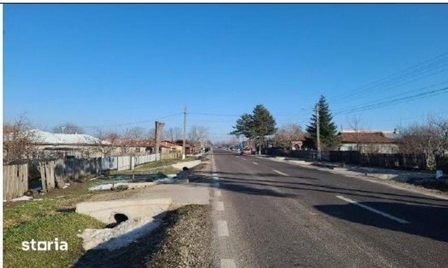 Casă cu 2 camere cu Teren 837 Mp în Blejești