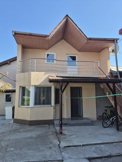 Casă cu 4 camere cu Canalizare în Chiajna