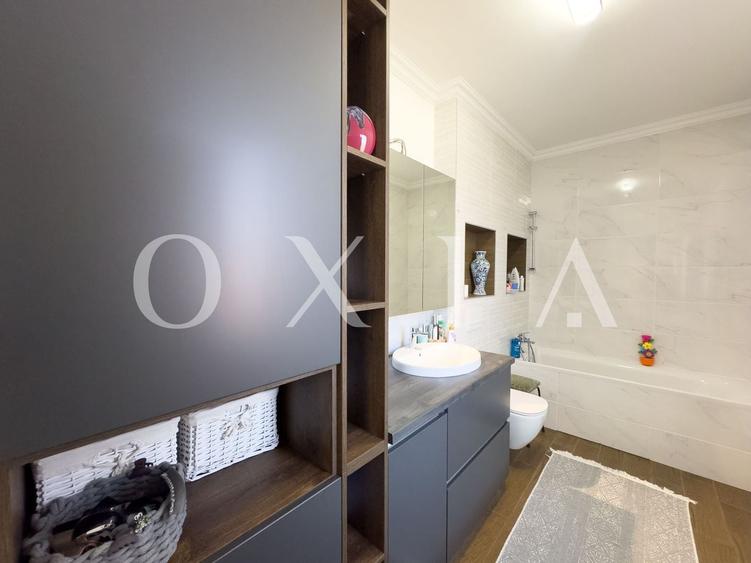 Duplex cu 5 camere cu Canalizare în Giroc