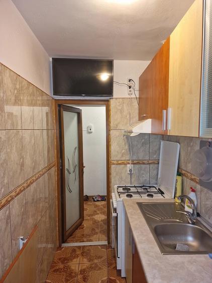 Apartament cu 2 camere semidecomandat în Sud