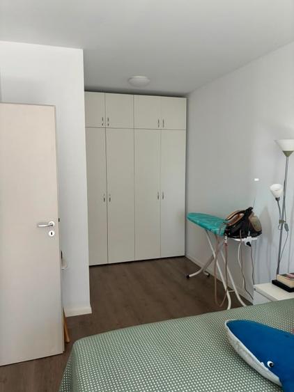 Apartament cu 2 camere decomandat, mobilat în Torontalului