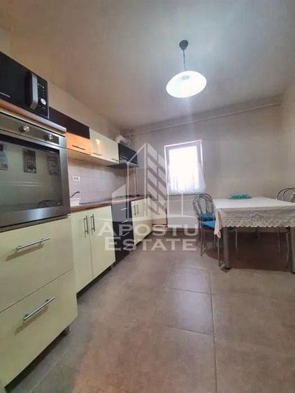 Apartament cu 2 camere decomandat în Telegrafului