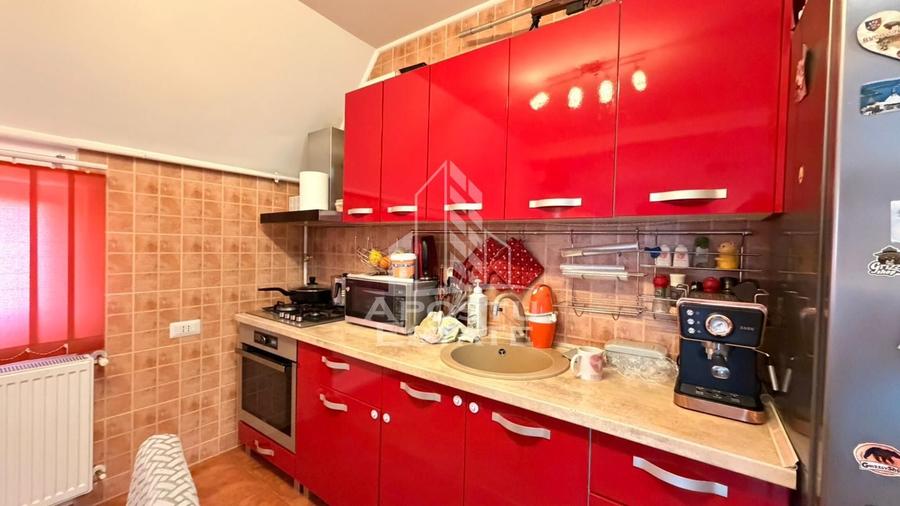 Apartament cu 2 camere semidecomandat, mobilat în Lugojului