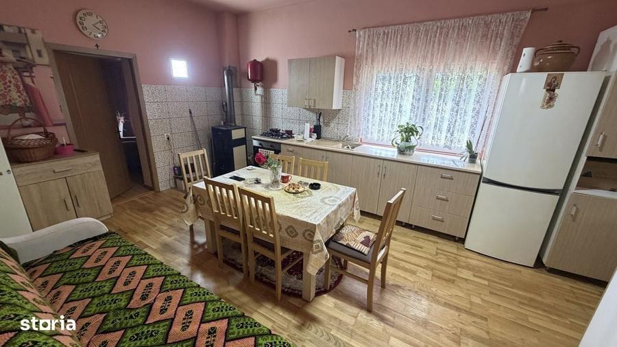 Casă cu 2 camere în Luna