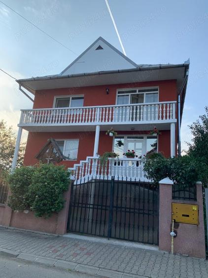 Casă cu 3 camere în Gherla