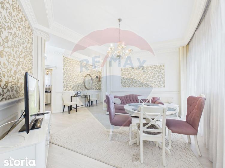 Apartament cu 3 camere semidecomandat, mobilat în Centrul Istoric
