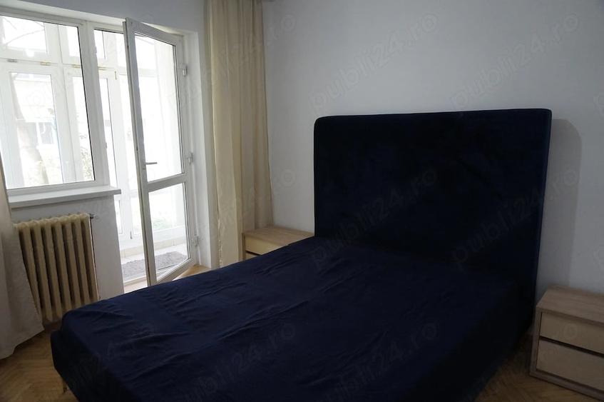 Apartament cu 3 camere semidecomandat în Spitalul Județean