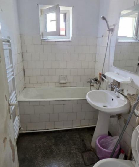 Apartament cu 2 camere decomandat în Ultracentral