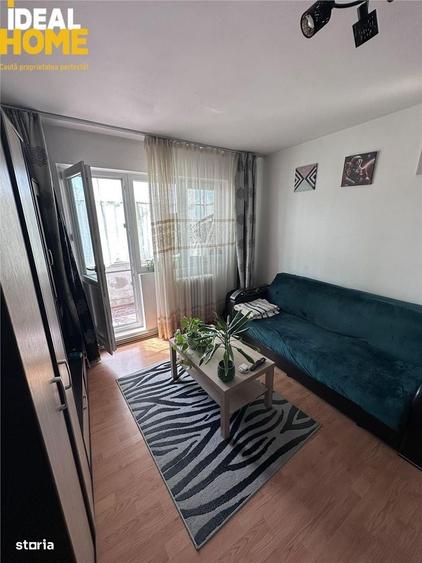 Apartament cu 3 camere semidecomandat în Alexandru cel Bun