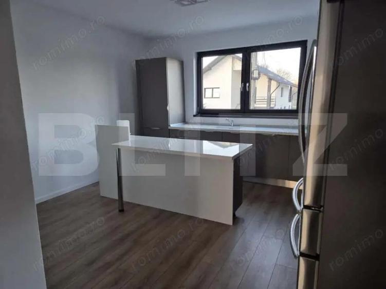 Casă cu 5 camere cu Teren 585 Mp în Central