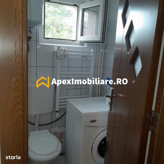Garsonieră decomandată în Lacul Tei