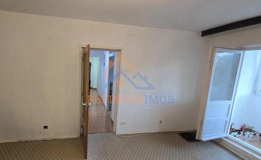 Apartament cu 2 camere decomandat în Rahova