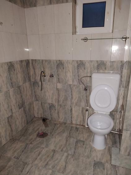 Casă cu 4 camere cu Teren 300 Mp în Central