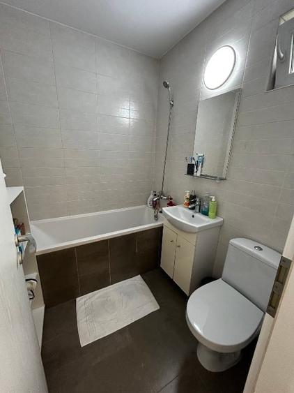 Apartament cu 2 camere decomandat în Lipovei