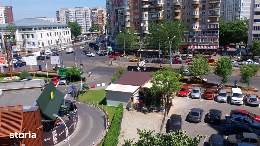 3 minute Metrou Dristor, Bloc Reabilitat, Garsoniera 30 mp, AC - 3