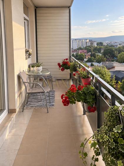 Apartament cu 2 camere semidecomandat, mobilat în Iris