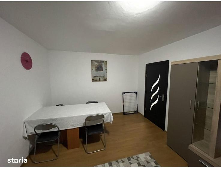 Apartament cu 2 camere decomandat, mobilat în Mioriței
