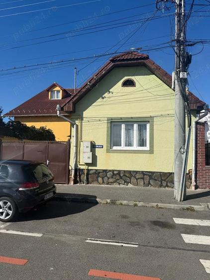 Casă cu 4 camere cu Teren 500 Mp în Turnișor
