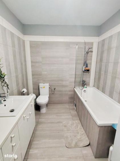 Casă cu 4 camere cu Teren 250 Mp în Central