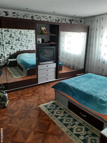 Casă cu 2 camere cu Teren 1400 Mp în Corbu