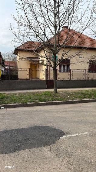 Casă cu 3 camere cu Teren 570 Mp în Blașcovici