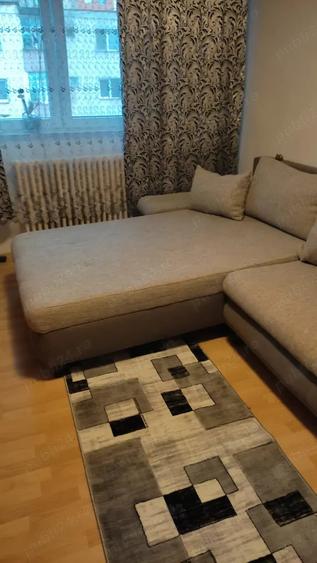 Apartament cu 2 camere decomandat în Hunedoara