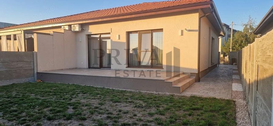 Duplex cu 4 camere cu Canalizare în Dumbrăvița
