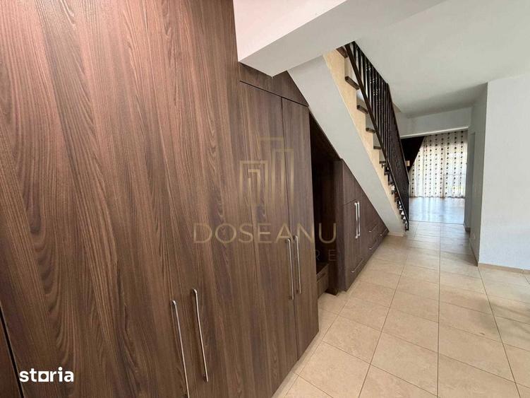 Casă cu 4 camere cu Teren 264 Mp în Cantemir