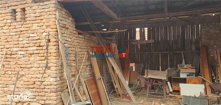 Casă cu 4 camere în Drâmbar