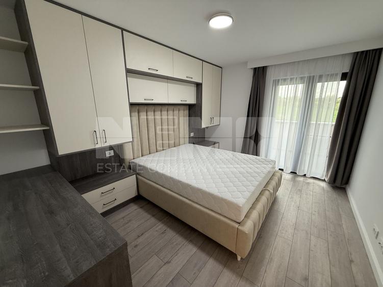Casă individuală cu 4 camere cu Canalizare în Mitocu Dragomirnei