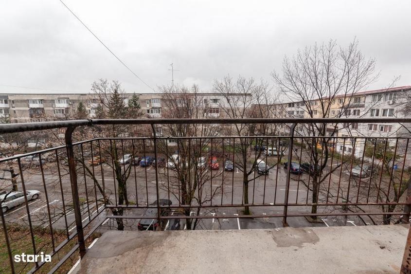 Apartament cu 3 camere decomandat în Radu Negru