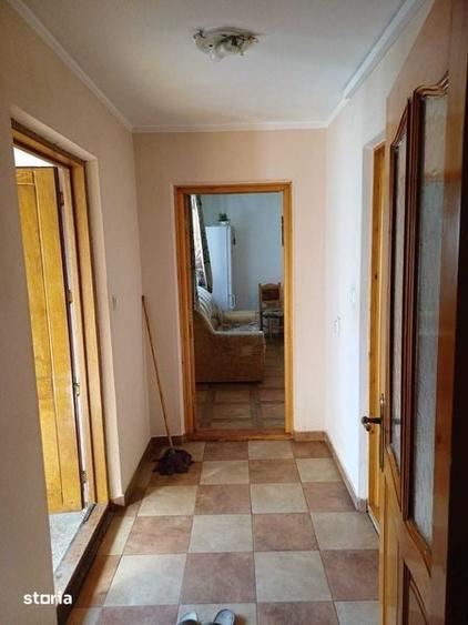 Casă cu 4 camere cu Teren 250 Mp în Central