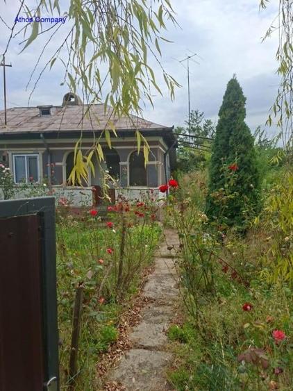 Casă individuală cu 3 camere cu Teren 1847 Mp în Gârbovi