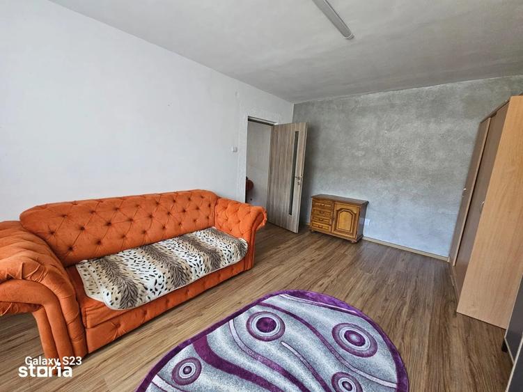 Apartament cu 2 camere decomandat în Mărăței