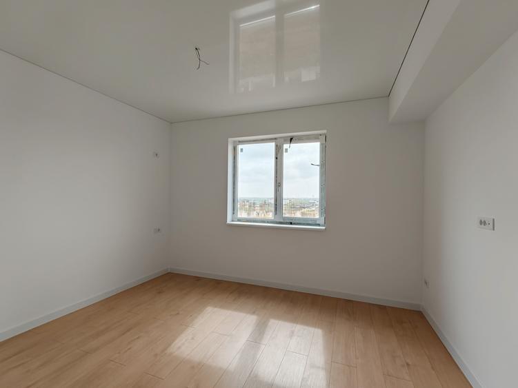 Apartament cu 3 camere decomandat în Dobroești
