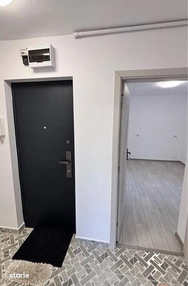 Apartament cu 3 camere decomandat în Dâmbu Pietros