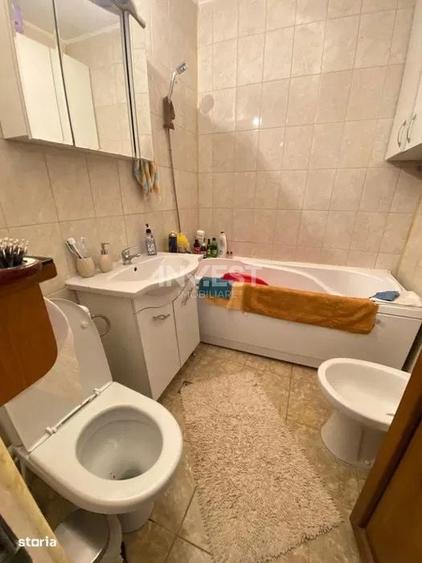 Apartament cu 2 camere semidecomandat în Nicolina