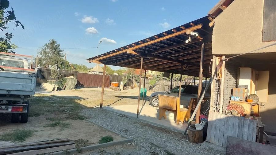 Casă cu Teren 690 Mp în Central