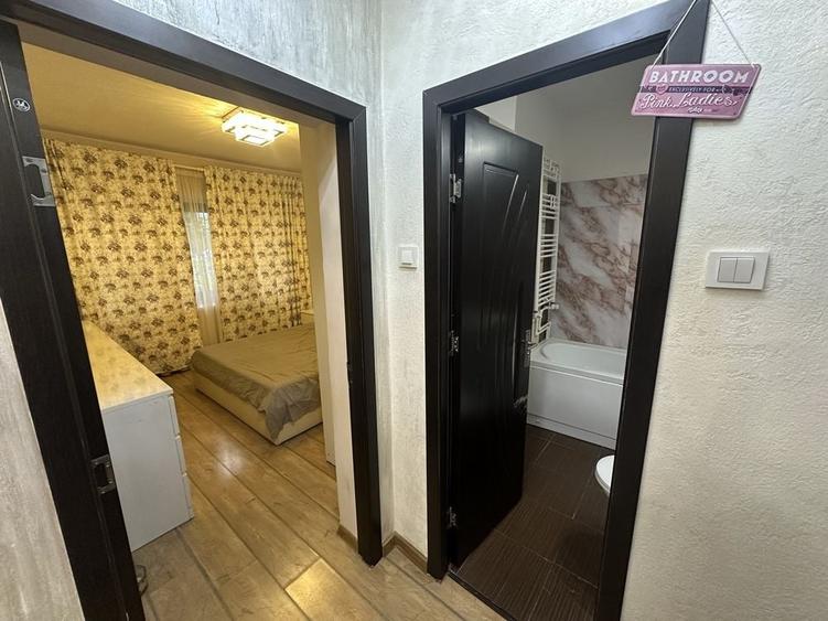 Apartament cu 3 camere decomandat în Central